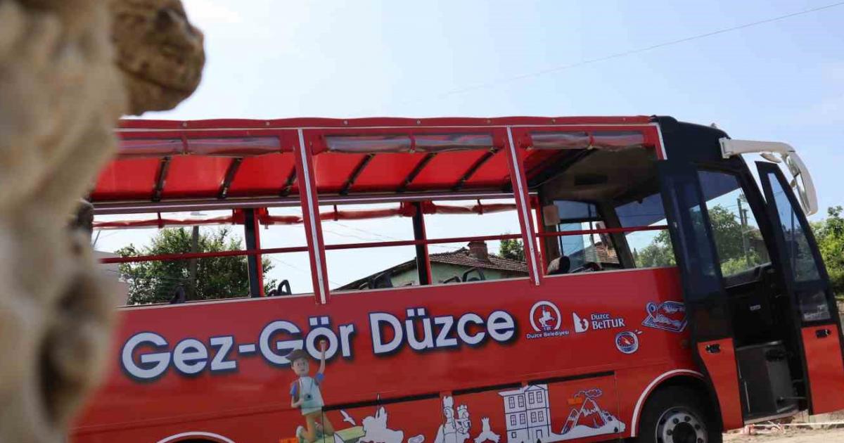 gez gor duzce otobusu seferlerine basladi iXdKEm25.jpg