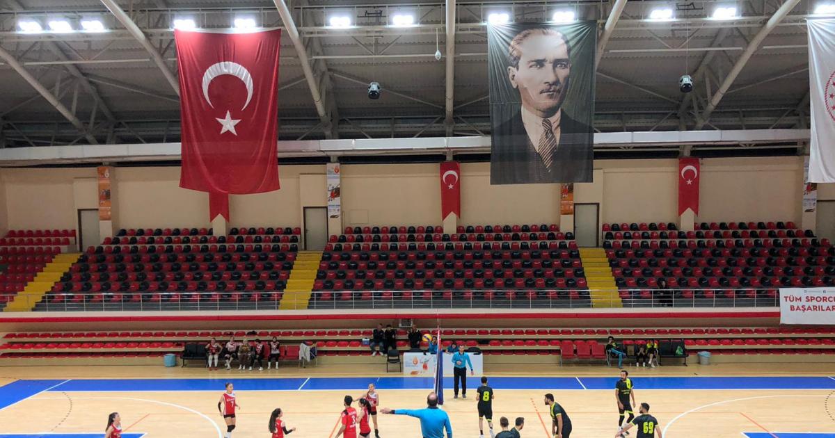 samsun bafrada voleybol turnuvasi basladi DXu71ddg.jpg