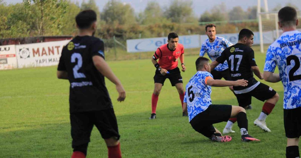 zonguldak derbisinde kazanan caycumaspor oldu IJ7XMAwz.jpg