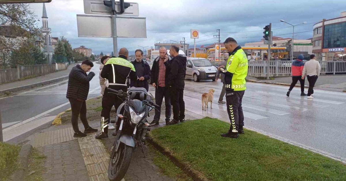 ehliyetsiz ve sahte plakali motosiklet surucusune buyuk darbe SvyDAUEG.jpg