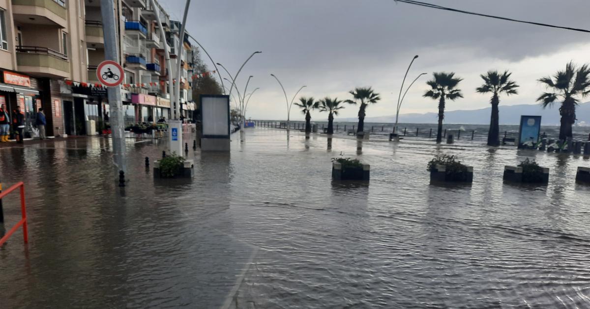 kocaelide yuzlerce arac binlerce personelle mudahale ediliyor 4wlCSnav.jpg