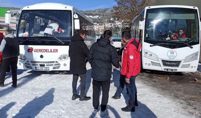 Geredeli Sporcular Hakkarı Yolcusu