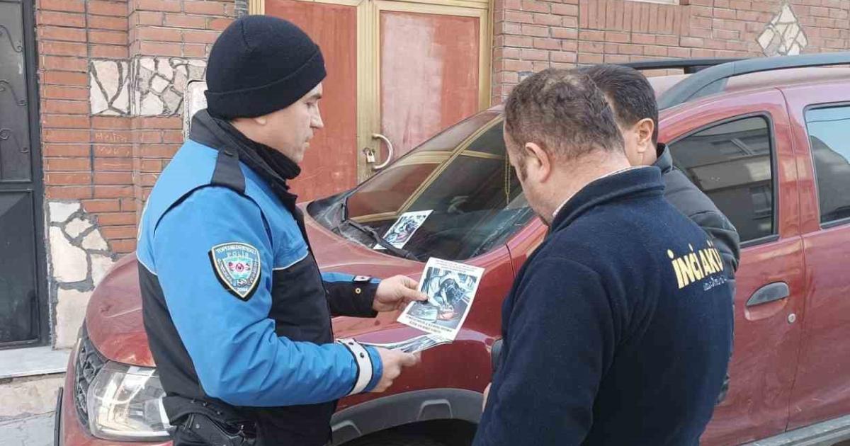 eskisehirde polislerden vatandaslara hirsizlik bilgilendirmesi dSF7BY3x.jpg