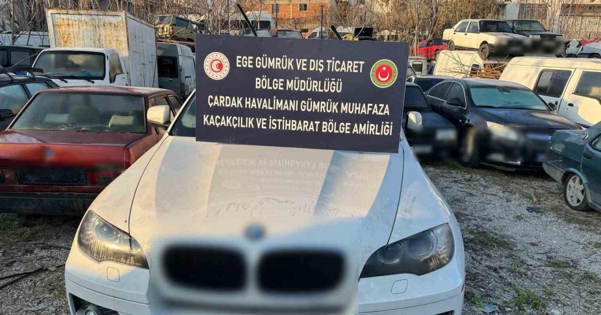 turkiye genelinde 4 farkli sehirde milyonlarca liralik luks otomobile el konuldu XJGmmMIH.jpg