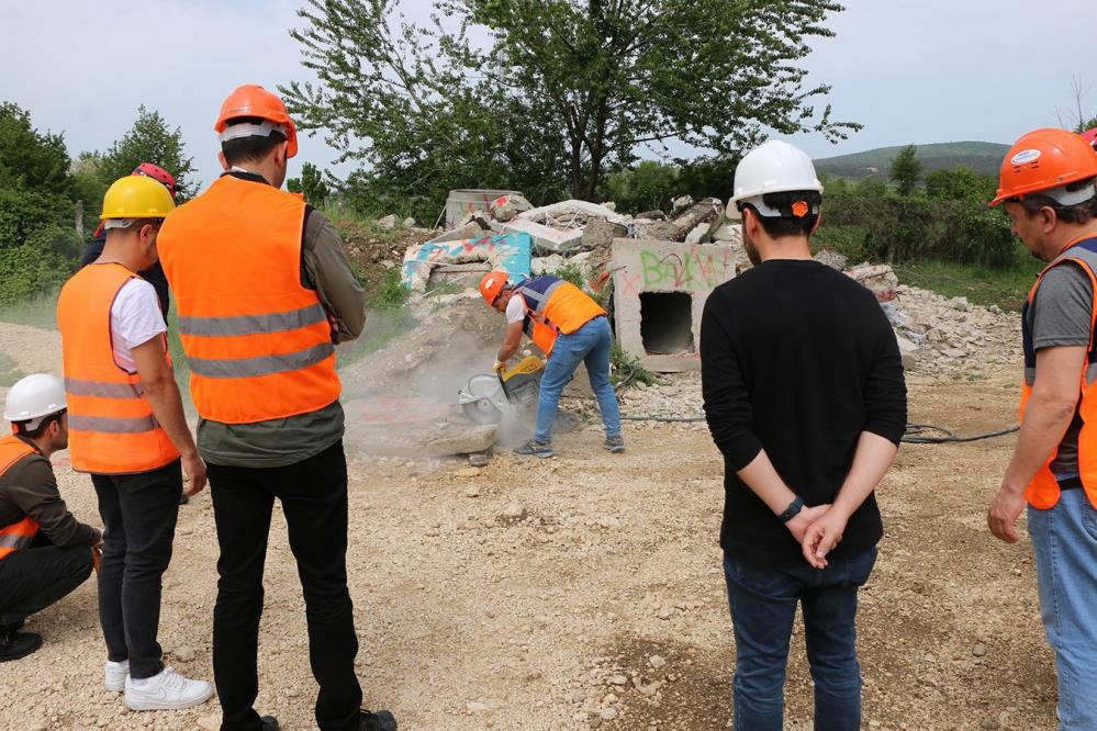 Bolu'da Hayat Kurtaracak Eğitim