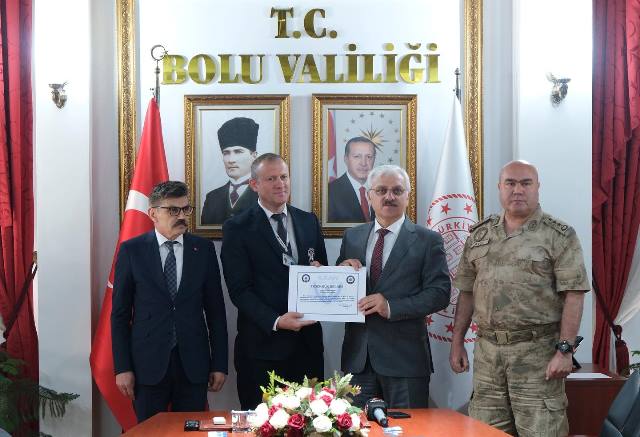 Bolu'da Güvenlik Görevlisinin Başarısı Karşılıksız Kalmadı