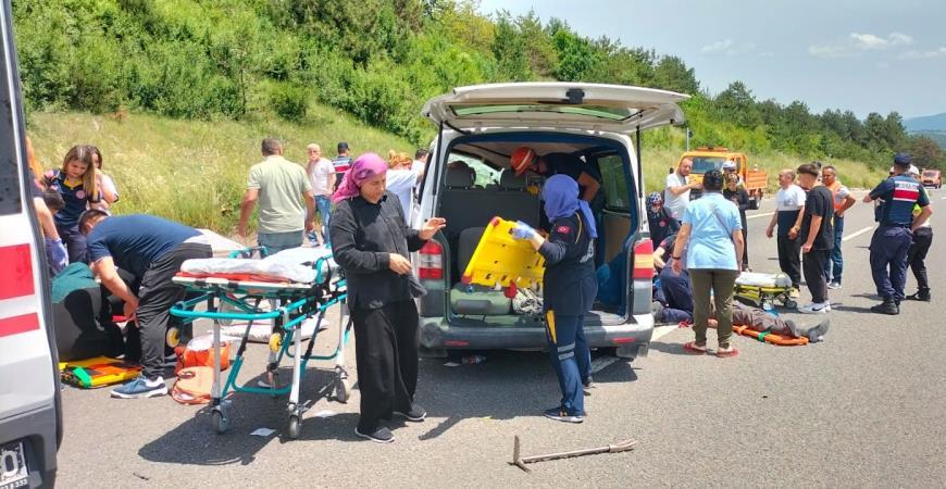 Bolu'da Korkunç Kaza 1 Ölü 2 Yaralı 1