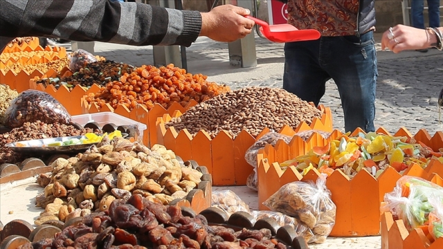 Kuruyemiş Tezgah Alışveriş