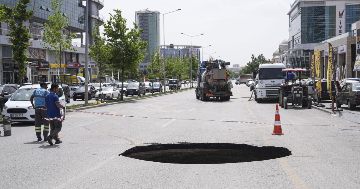 ankarada felaketin esigine gelindi melih gokcekte ortalik karisti V9FxrdUb.jpg