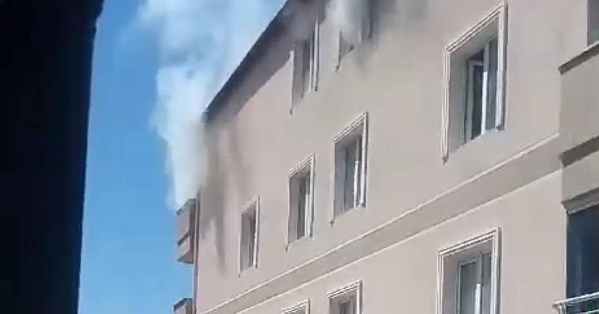 gebzede 8 katli apartmanda yangin bir kisi dumandan etkilendi fzCGkQt3.jpg