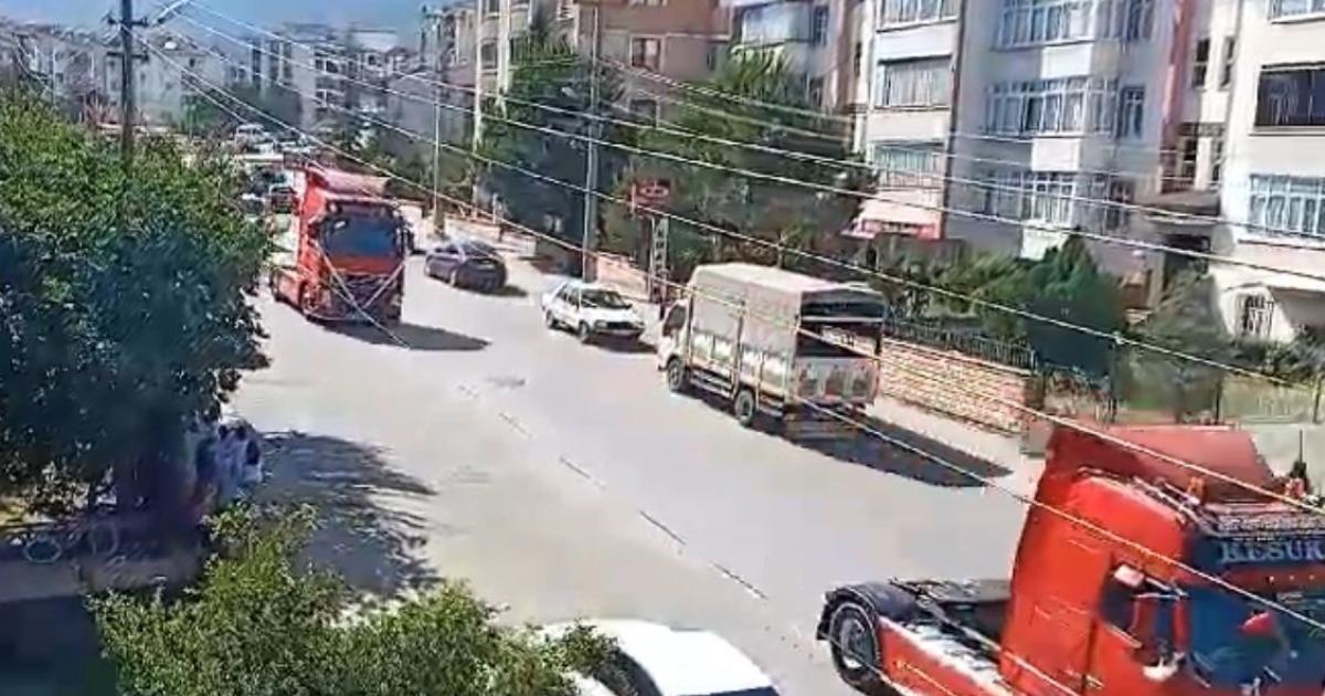 karabukte dugun konvoyuna katilan tir suruculerine ceza yazildi mlDjpKJ5.jpg