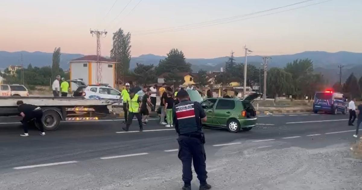 kastamonu tosyada trafik kazasi 3 kisi yaralandi 9Ne8nY3C.jpg