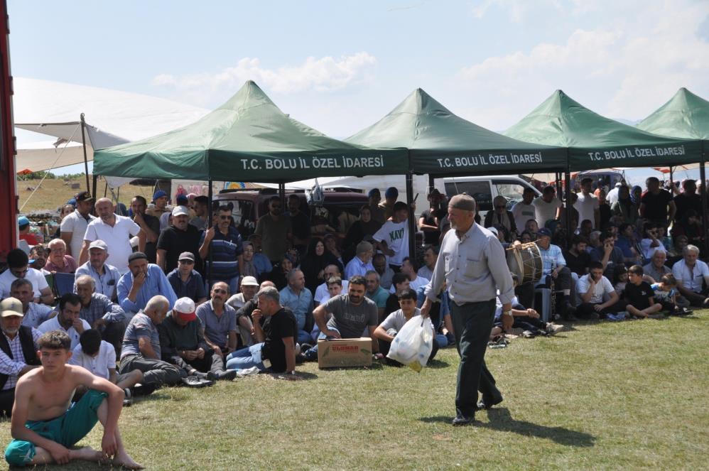 Bolu'da 70 Yaşındaki Duyarlı Dededen Örnek Davranış