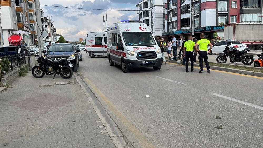 Bolu'da Motosikletle Bisiklet Çarpıştı 2