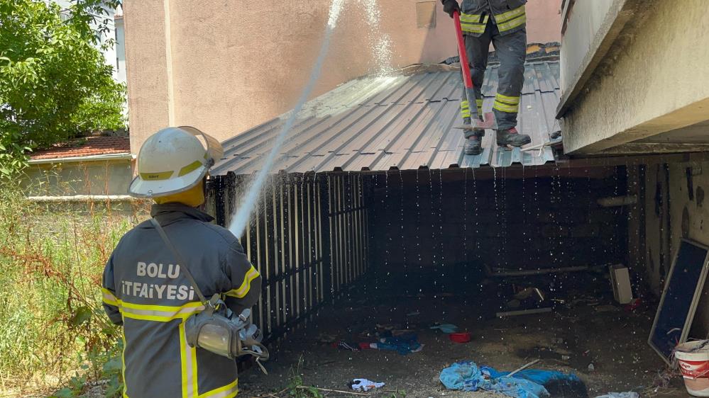 Bolu'da Oyun Oynayan Çocuklar Garajda Yangın Çıkardı