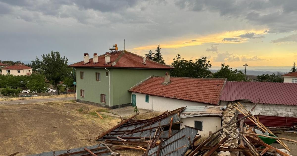 ankara beypazarinda ortalik karisti havaya uctular yere cakildilar YJMAvfdj.jpg