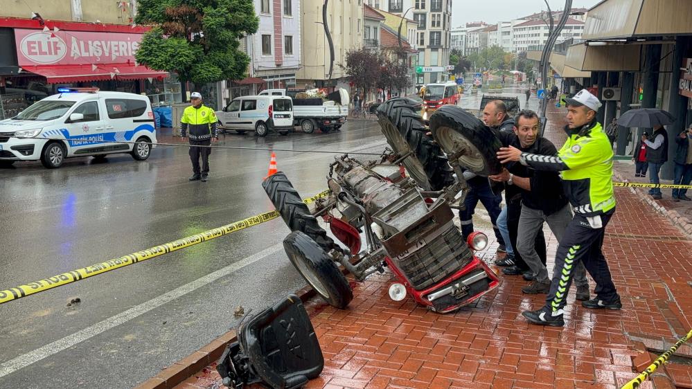 Bolu'da Traktörün Altında Kalan Sürücü Feci Şekilde Can Verdi 1