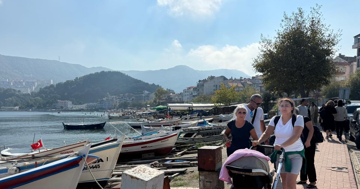 bartin amasra hafta sonu tatilcilerle dolu WNx2zqKT.jpg