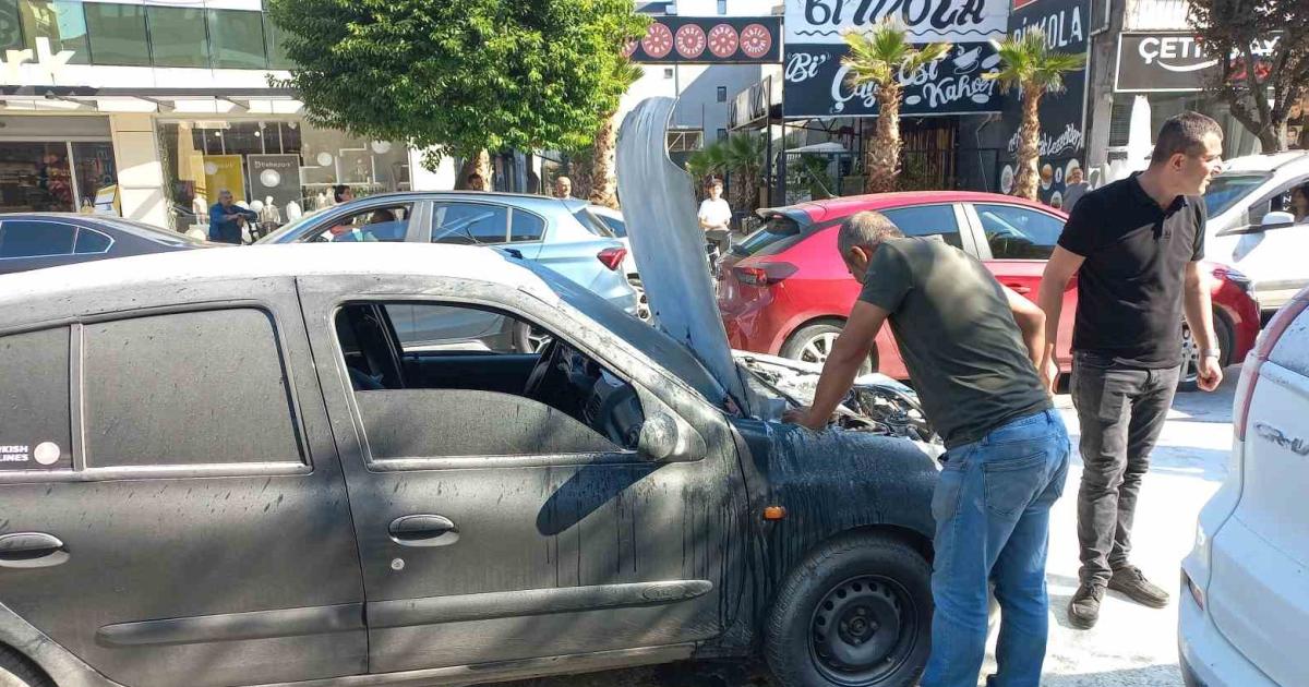 duzcede giderken yanmaya basladi surucu neye ugradigini sasirdi PzMtVFS6.jpg