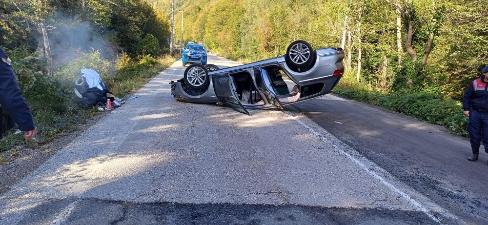 Bolu'da Kiralık Otomobille Takla Attılar