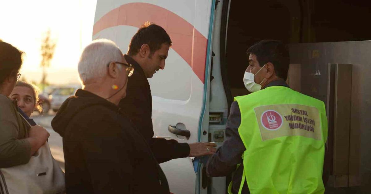 ankara keciorende ucretsiz dagitildi kapis kapis alindi DmPlYa96.jpg