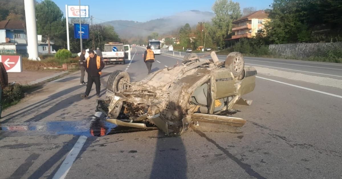 zonguldak ankara yolunda kaza tofas araba takla atti AnpjneP5.jpg