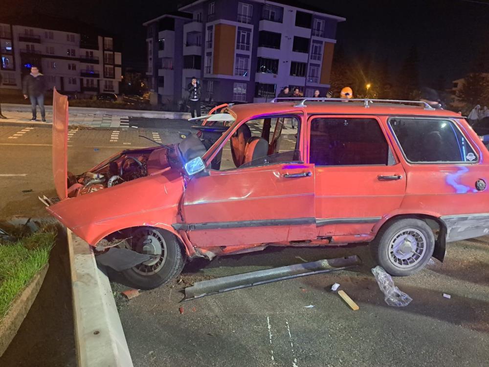 Bolu'da Sürücü Olay Yerinden Kaçtı