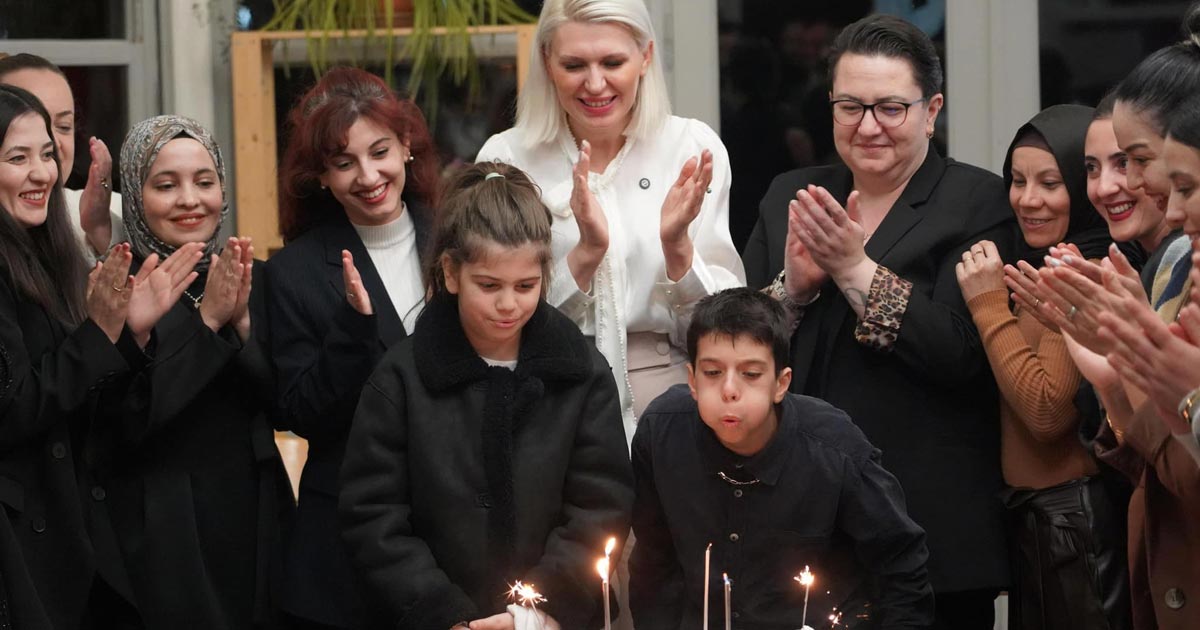 Melek Başkan'dan Öğretmenlere Anlamlı Jest - Bilecik Belediye Başkanı Melek Mızrak Subaşı