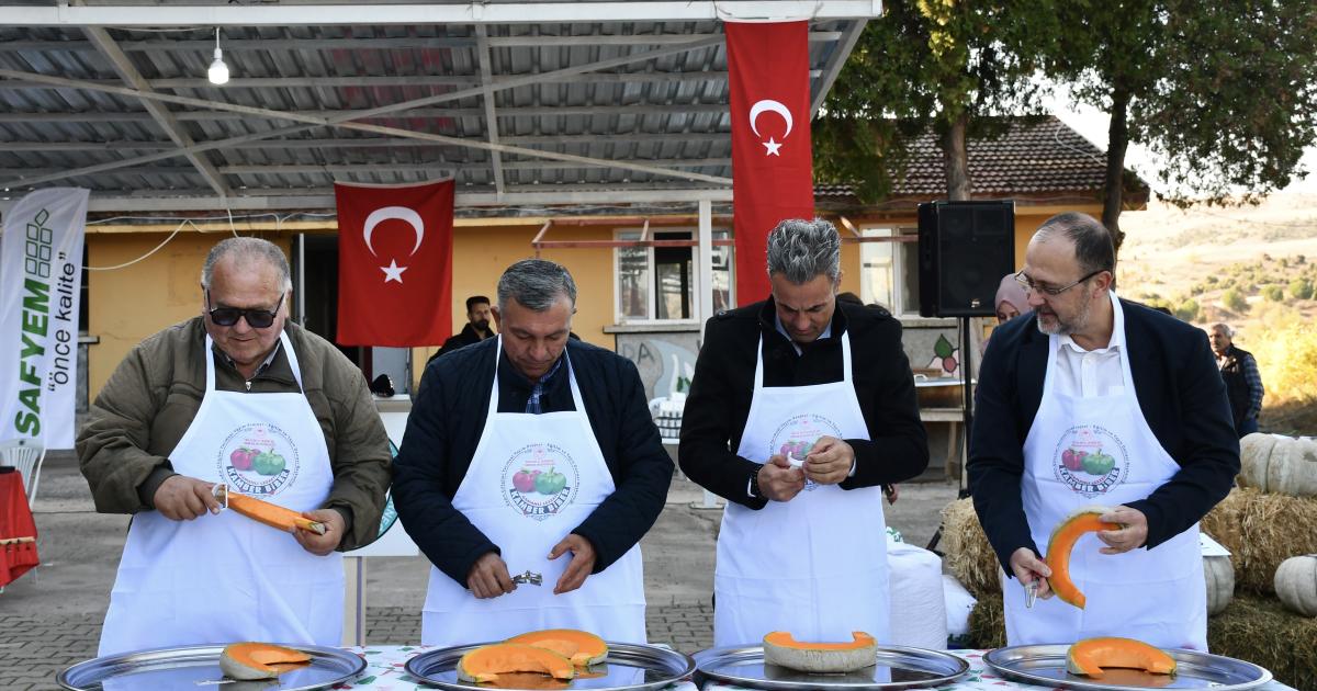 bilecikte coskulu festival renkli goruntulere sahne oldu mkCcvINS.jpg