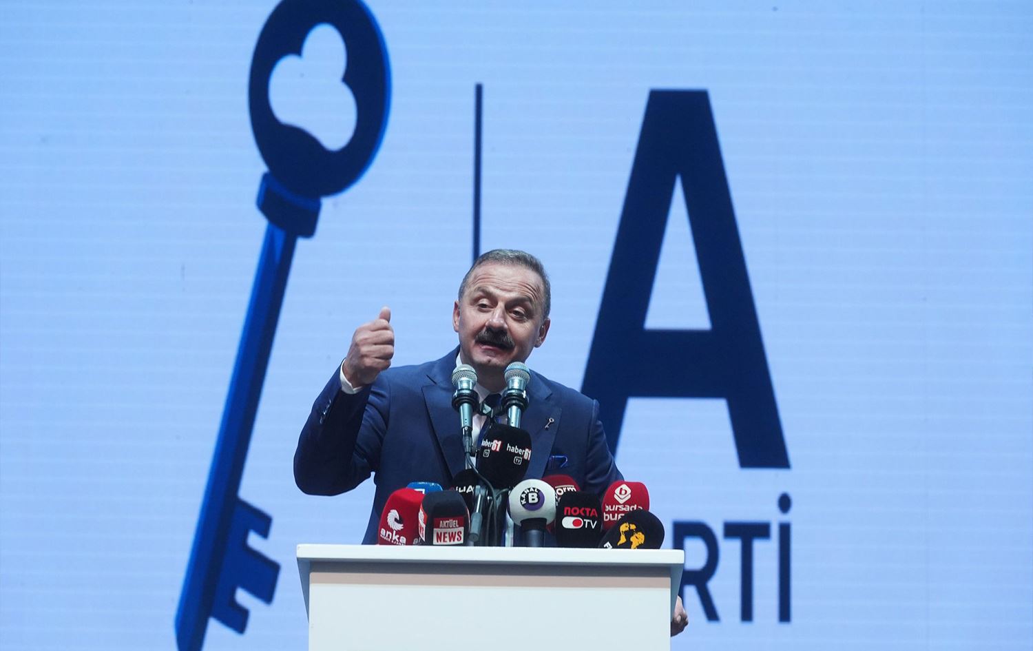 Yavuz Ağıralioğlu Anahtar A Parti