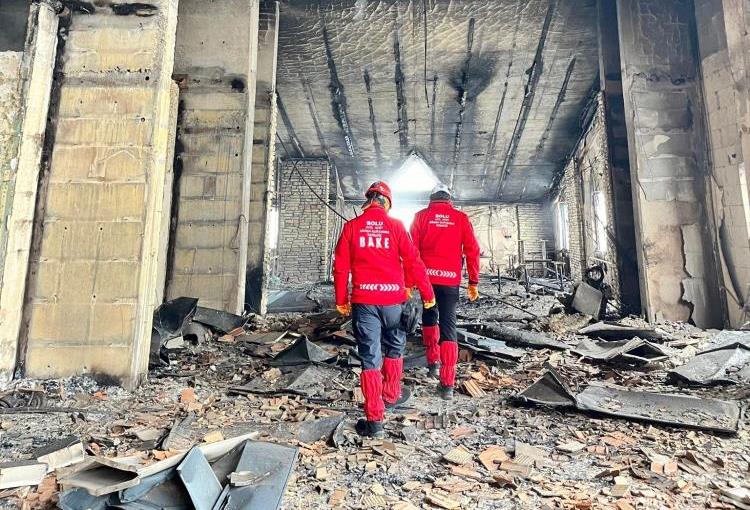 1 İşte Grand Kartal Otel'in Yangın Merdiveni ve Odaları