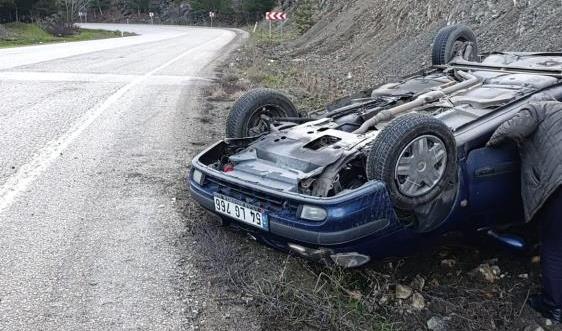 Bolu'da Otomobil Takla Attı