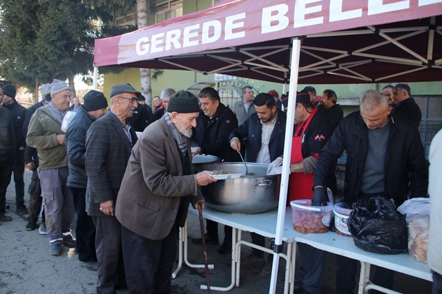 Gerede Sanayi Sitesi Namaz Yemeği 1