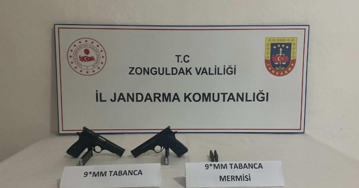 zonguldak ereglide silah ve fisekler ele gecirildi MRsYq1SX.jpg