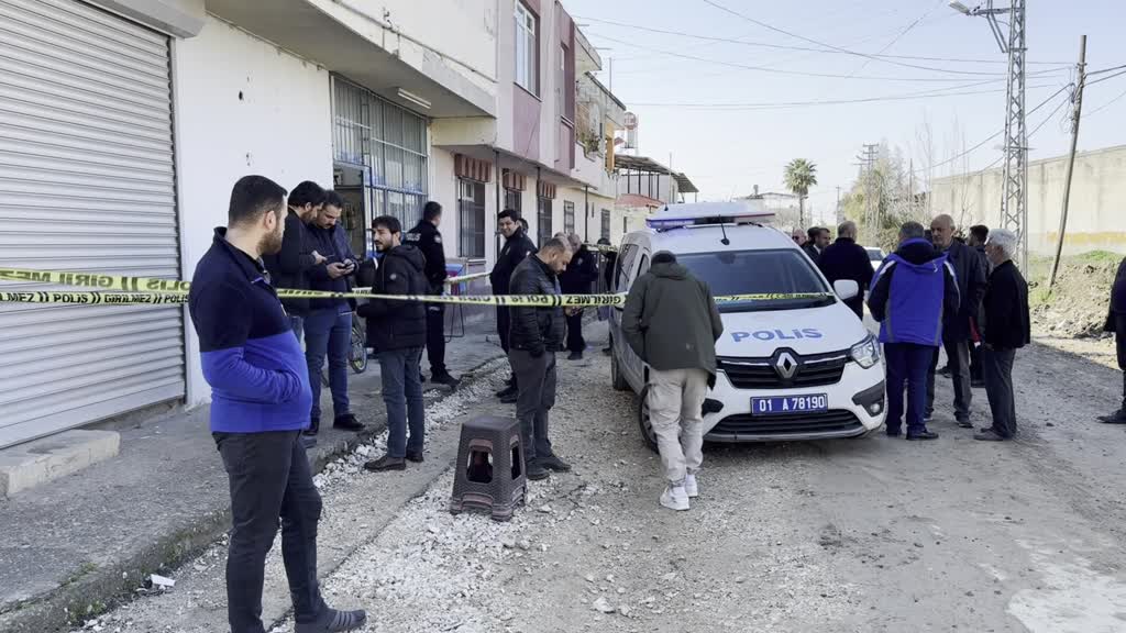 Adana'da berberde silahlı saldırıya uğrayan kişi öldü