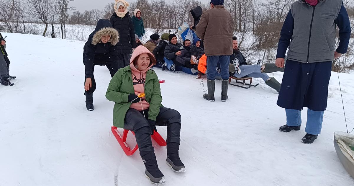 bilecik pazaryerinde kizak festivali coskusu TFW9HvpF.jpg