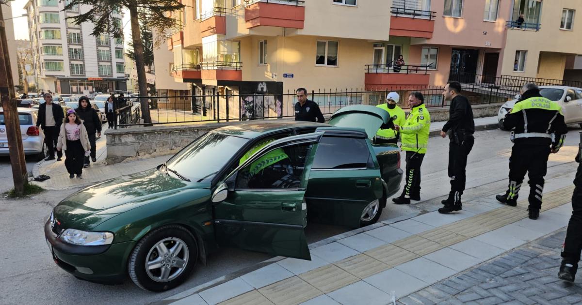 corumda dur ihtarina uymayan surucuye 51 bin lira ceza kesildi PtPLgtIf.jpg