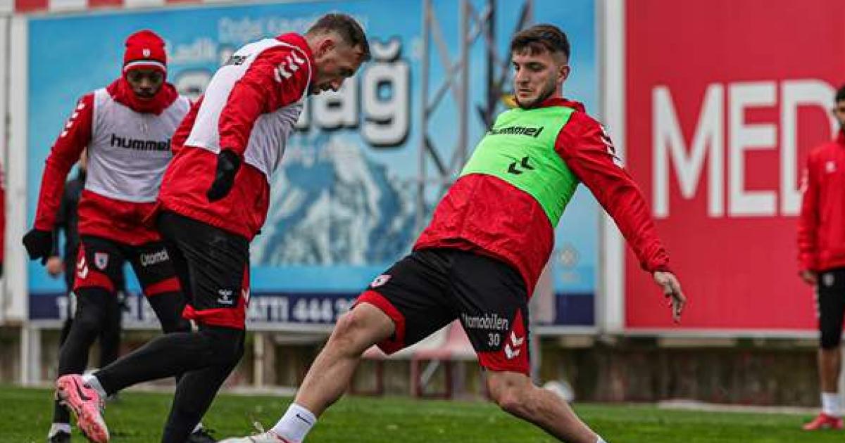 samsunspor hazirliklara basladi konyadan 3 puan alabilecek mi xrOz4Wxy.jpg