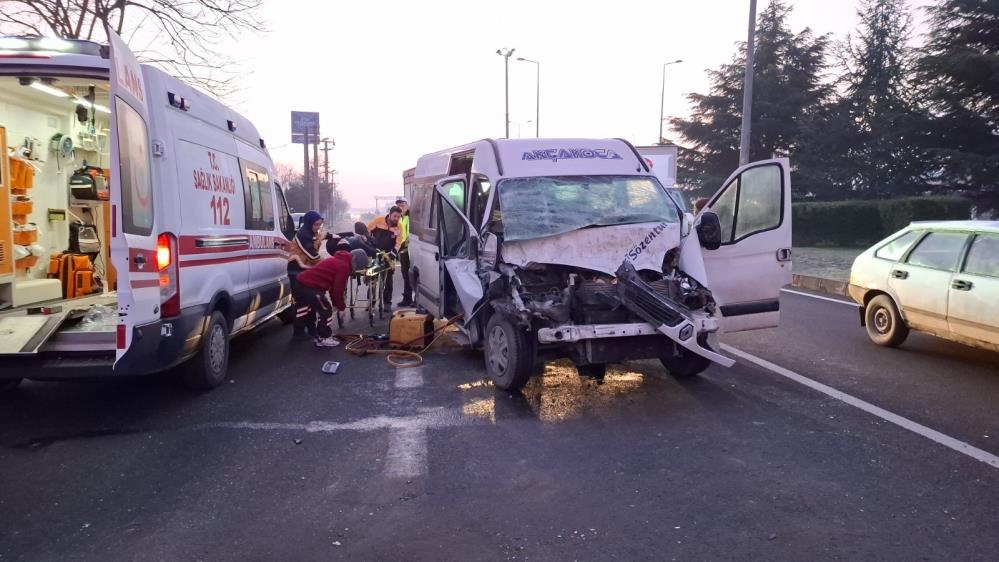 Düzce’de kazalarda 2 kişi öldü 139 kişi yaralandı