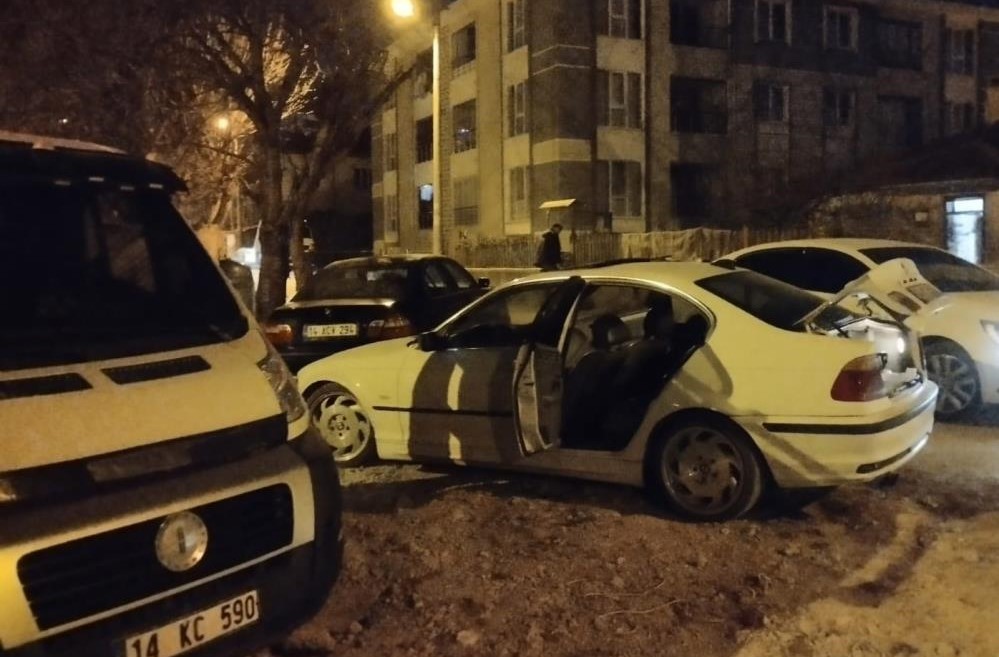 Narkotikten gece operasyonu 3 şahsa işlem yapıldı