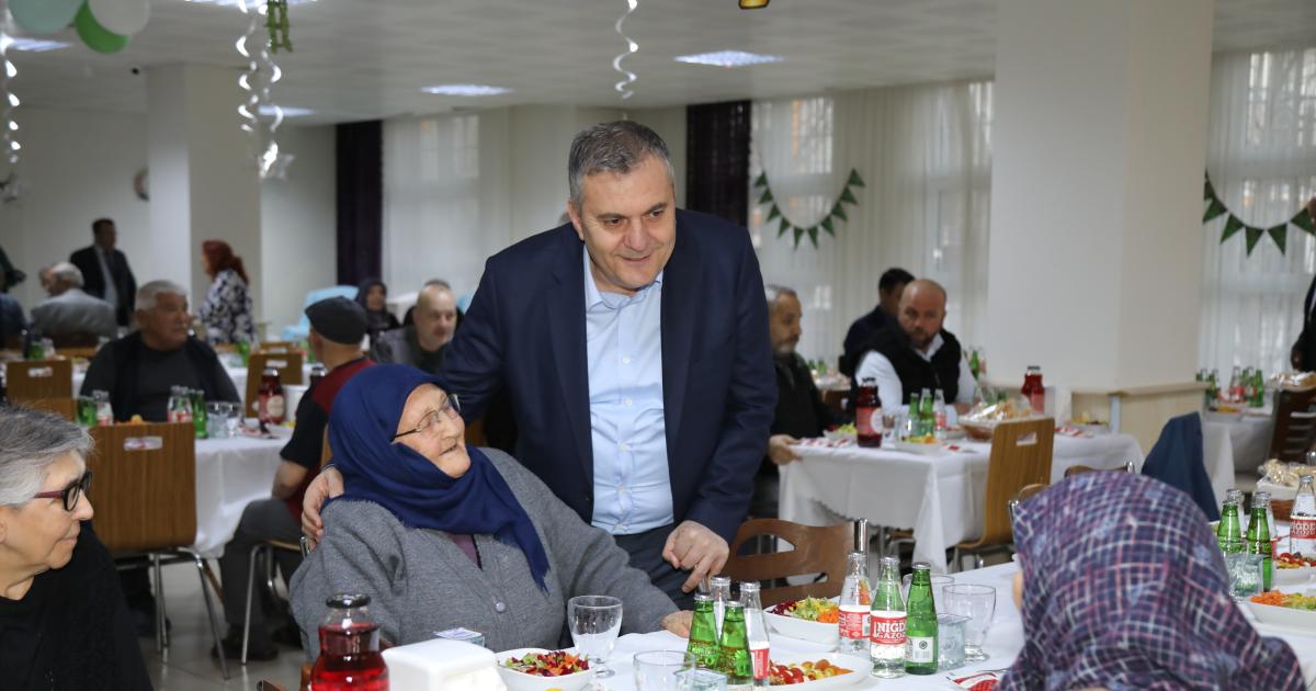 cubukta huzurevi sakinleri icin iftar programi duzenlendi dETgd6Xw.jpg