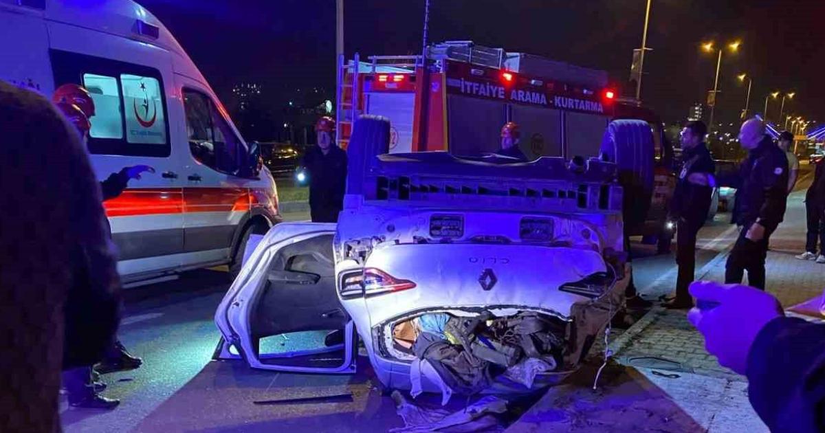 zonguldak ereglide trafik kazasi 5 yarali 6U1N59WN.jpg